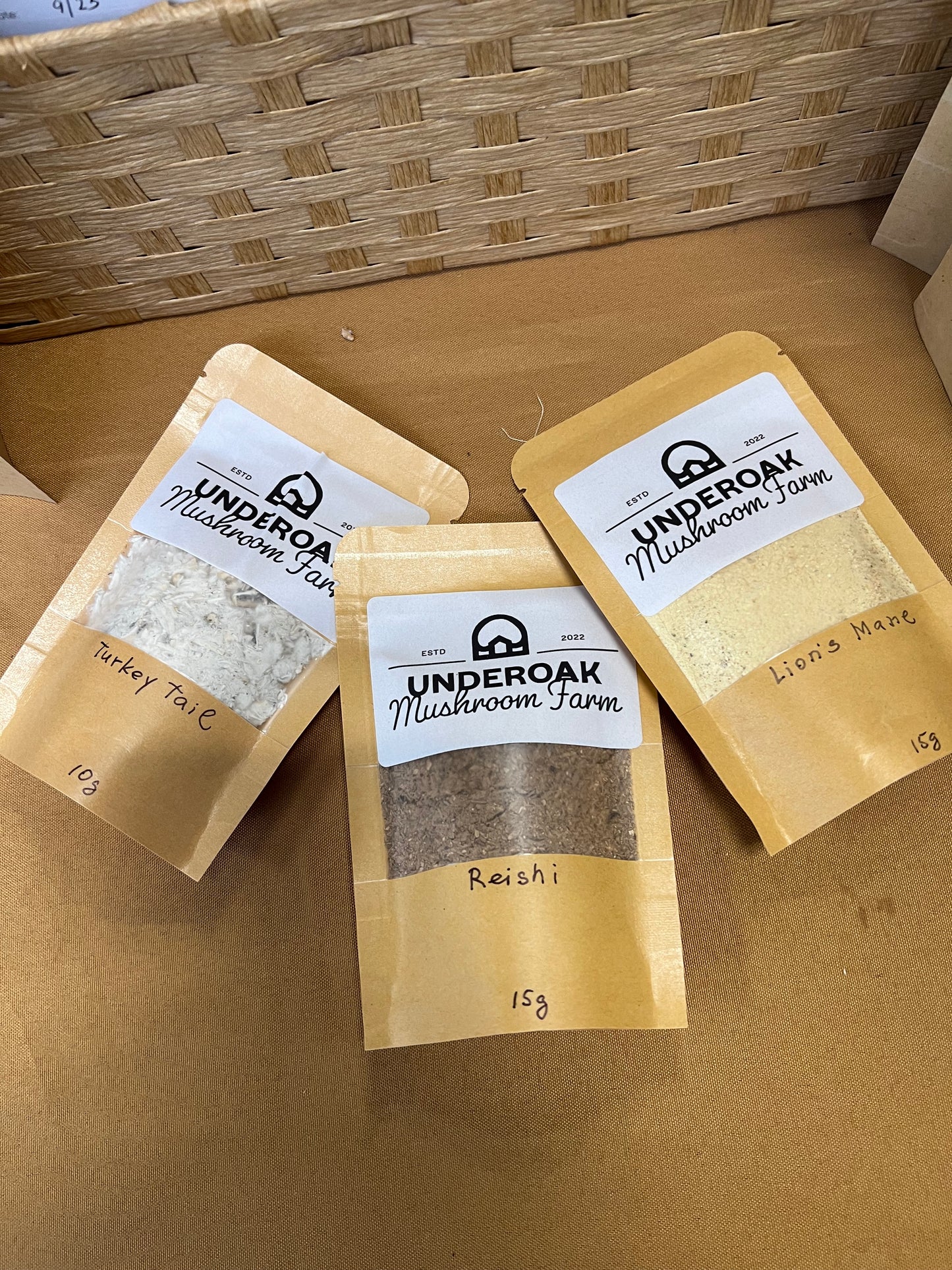 Dehydrated/Dried Reishi Gourmet Mushrooms Ground / Powder | Ganoderma lingzhi